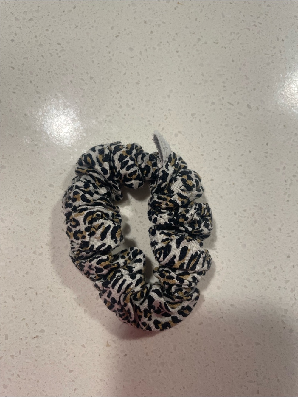 Dewedit scrunchie